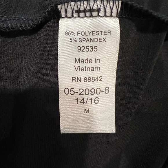 Roman’s black cowl neck sleeveless maxi dress size 14/16 - Picture 6 of 7